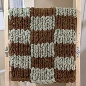 Chunky Knit Brown and Green Baby Blanket